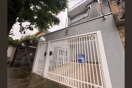 Apartamento à venda com 170m², 3 quartos e 2 vagas Apartamento à venda com 170m², 3 quartos e 2 vagasFachada + plaquinha