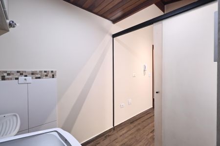 Apartamento à venda com 170m², 3 quartos e 2 vagas Apartamento à venda com 170m², 3 quartos e 2 vagasLavanderia