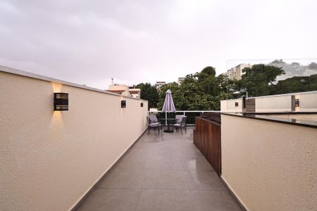 Apartamento à venda com 170m², 3 quartos e 2 vagas Apartamento à venda com 170m², 3 quartos e 2 vagasCobertura