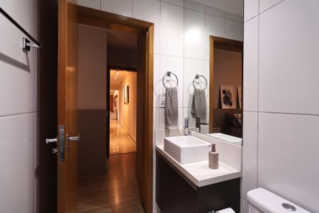 Apartamento à venda com 170m², 3 quartos e 2 vagas Apartamento à venda com 170m², 3 quartos e 2 vagasBanheiro da Suíte