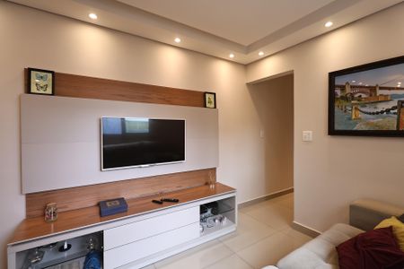 Apartamento à venda com 170m², 3 quartos e 2 vagas Apartamento à venda com 170m², 3 quartos e 2 vagasSala