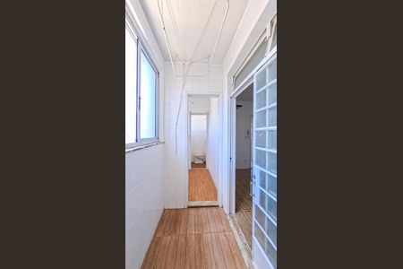 Apartamento à venda com 87m², 3 quartos e 1 vagaÁrea de Serviço