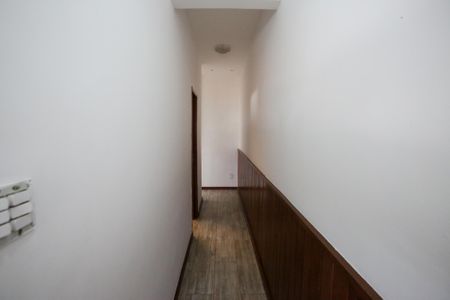 Casa à venda com 89m², 2 quartos e 3 vagasCorredor 2