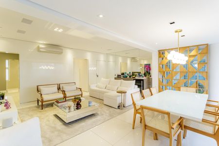 Apartamento para alugar com 124m², 2 quartos e 3 vagasSala