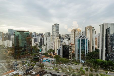 Apartamento para alugar com 124m², 2 quartos e 3 vagasVista da Sacada