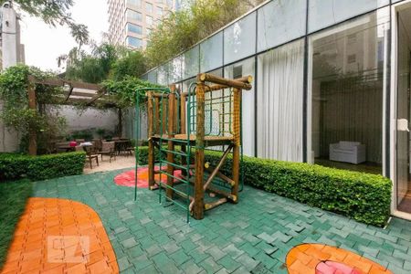 Apartamento para alugar com 124m², 2 quartos e 3 vagasÁrea comum - Playground