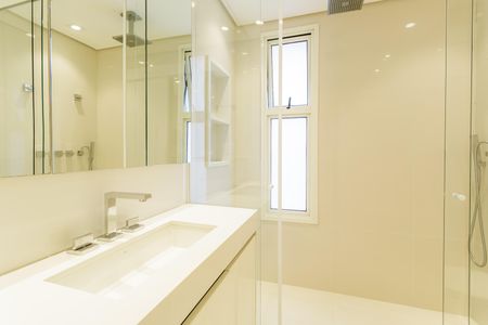 Apartamento para alugar com 124m², 2 quartos e 3 vagasBanheiro da Suíte 2