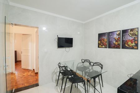 Apartamento à venda com 70m², 2 quartos e 1 vagaCozinha e Área de Serviço