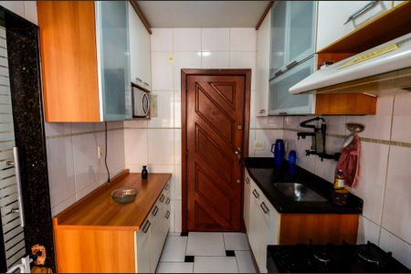 Apartamento à venda com 60m², 2 quartos e 1 vagaCozinha