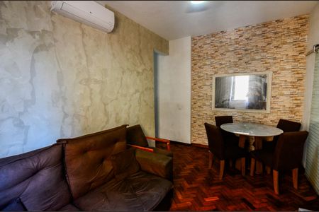 Sala de apartamento à venda com 2 quartos, 60m² em Vila Isabel, Rio de Janeiro