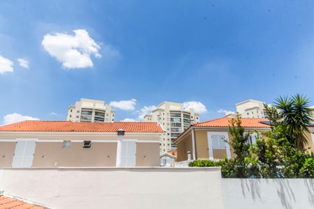 Casa de condomínio à venda com 190m², 3 quartos e 5 vagas Casa de condomínio à venda com 190m², 3 quartos e 5 vagasVista do Quarto 2