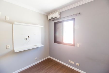 Casa de condomínio à venda com 190m², 3 quartos e 5 vagas Casa de condomínio à venda com 190m², 3 quartos e 5 vagasQuarto 2