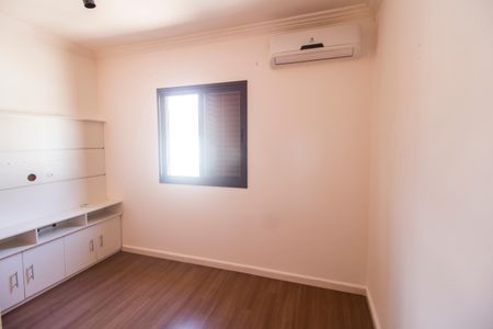 Casa de condomínio à venda com 190m², 3 quartos e 5 vagas Casa de condomínio à venda com 190m², 3 quartos e 5 vagasQuarto 3