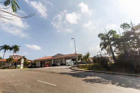 Casa de condomínio à venda com 190m², 3 quartos e 5 vagas Casa de condomínio à venda com 190m², 3 quartos e 5 vagasVista da Rua