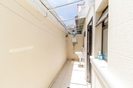 Casa de condomínio à venda com 190m², 3 quartos e 5 vagas Casa de condomínio à venda com 190m², 3 quartos e 5 vagasÁrea de Serviço