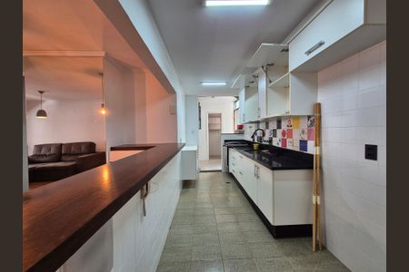 Apartamento à venda com 85m², 2 quartos e 1 vagaCozinha 