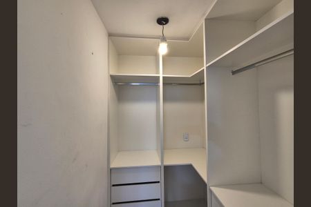 Apartamento à venda com 85m², 2 quartos e 1 vagaCloset 