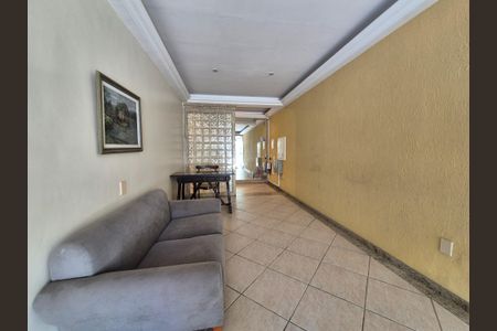 Apartamento à venda com 85m², 2 quartos e 1 vagaHall de entrada