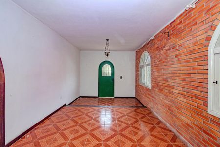 Casa para alugar com 204m², 3 quartos e 4 vagasSala