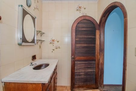 Casa para alugar com 204m², 3 quartos e 4 vagasBanheiro