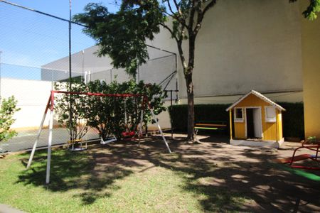 Apartamento à venda com 72m², 2 quartos e 1 vagaÁrea comum - Playground