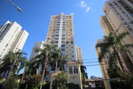 Apartamento à venda com 72m², 2 quartos e 1 vagaFachada