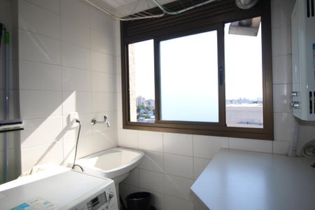 Apartamento à venda com 72m², 2 quartos e 1 vagaÁrea de Serviço