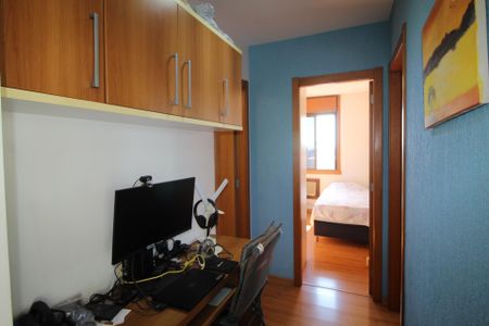 Apartamento à venda com 72m², 2 quartos e 1 vagaCorredor