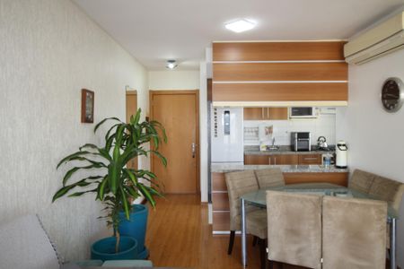 Apartamento à venda com 72m², 2 quartos e 1 vagaSala