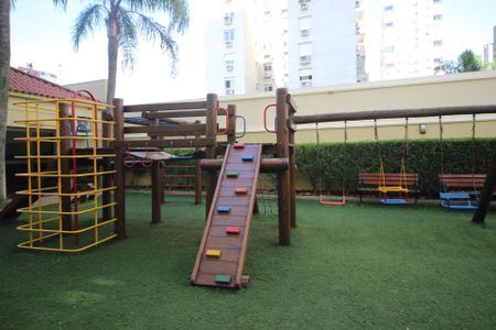 Apartamento à venda com 72m², 2 quartos e 1 vagaÁrea comum - Playground