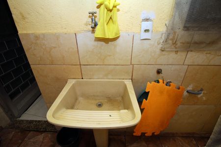 Casa à venda com 82m², 2 quartos e sem vagaÁrea de Serviço