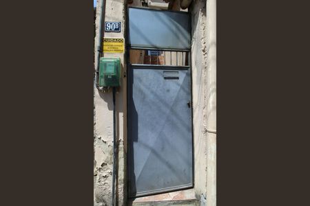 Casa à venda com 82m², 2 quartos e sem vagaFachada