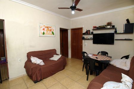 Sala de casa à venda com 2 quartos, 82m² em Irajá, Rio de Janeiro