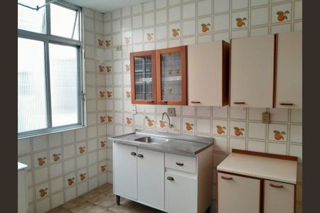 Cozinha de apartamento para alugar com 3 quartos, 83m² em Cidade Baixa, Porto Alegre