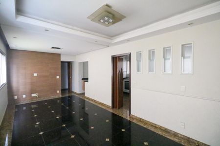 Apartamento à venda com 124m², 3 quartos e 1 vagaSala