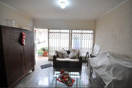 Casa à venda com 357m², 3 quartos e sem vagaSala