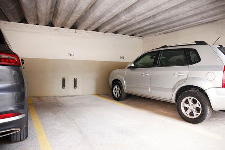 Apartamento à venda com 75m², 2 quartos e 1 vagaBox Garagem (01 vaga)