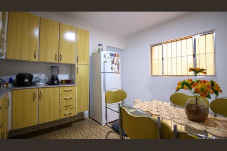 Casa à venda com 200m², 3 quartos e 2 vagas