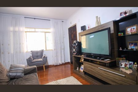 Casa à venda com 200m², 3 quartos e 2 vagas
