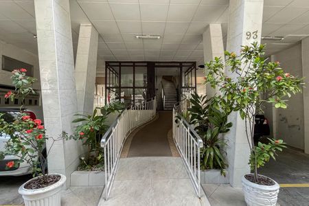 Apartamento à venda com 55m², 1 quarto e sem vagaFachada