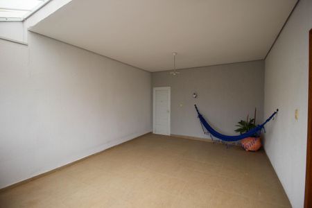 Casa para alugar com 130m², 3 quartos e 1 vagaÁrea comum