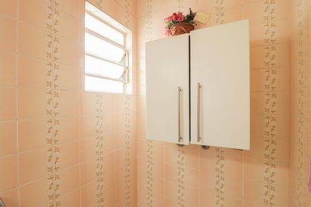 Casa à venda com 396m², 5 quartos e 8 vagasBanheiro Social