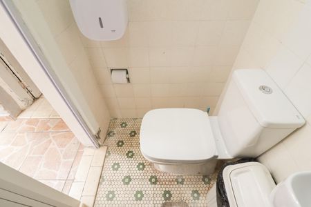 Casa à venda com 396m², 5 quartos e 8 vagasÁrea de Serviço e Banheiro de Serviço