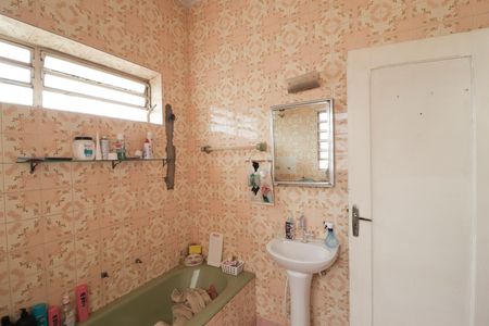 Casa à venda com 396m², 5 quartos e 8 vagasBanheiro da Suíte