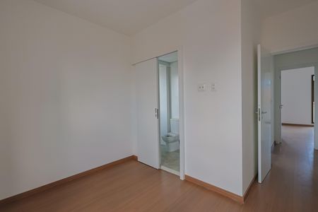 Apartamento à venda com 83m², 3 quartos e 2 vagasQuarto 3