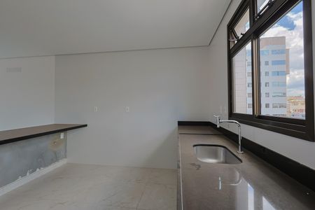 Apartamento à venda com 83m², 3 quartos e 2 vagasCozinha e Área de Serviço