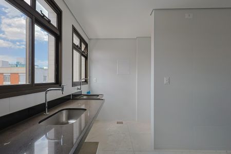 Apartamento à venda com 83m², 3 quartos e 2 vagasCozinha e Área de Serviço