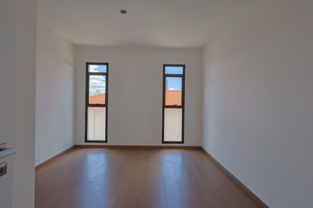 Apartamento à venda com 83m², 3 quartos e 2 vagasSuíte