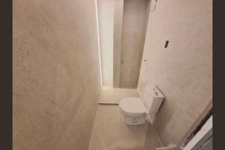 Banheiro  de apartamento à venda com 1 quarto, 25m² em Centro, Rio de Janeiro