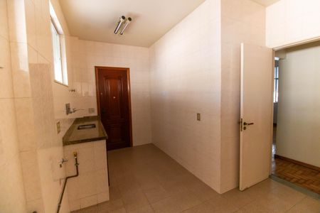 Apartamento à venda com 106m², 2 quartos e sem vaga Apartamento à venda com 106m², 2 quartos e sem vagaCozinha